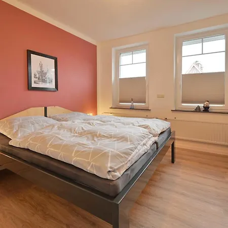 Holiday home Haus Am Deich Kellenhusen